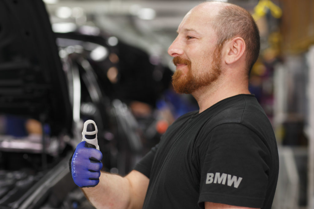 BMW uses 3D Printing for helping its workers